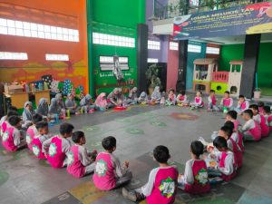 Keseruan MEPIES di Kamis Manis