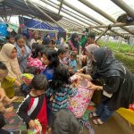 Sekolah Mutiara Embun Pagi antarkan bantuan Genpa cianjur